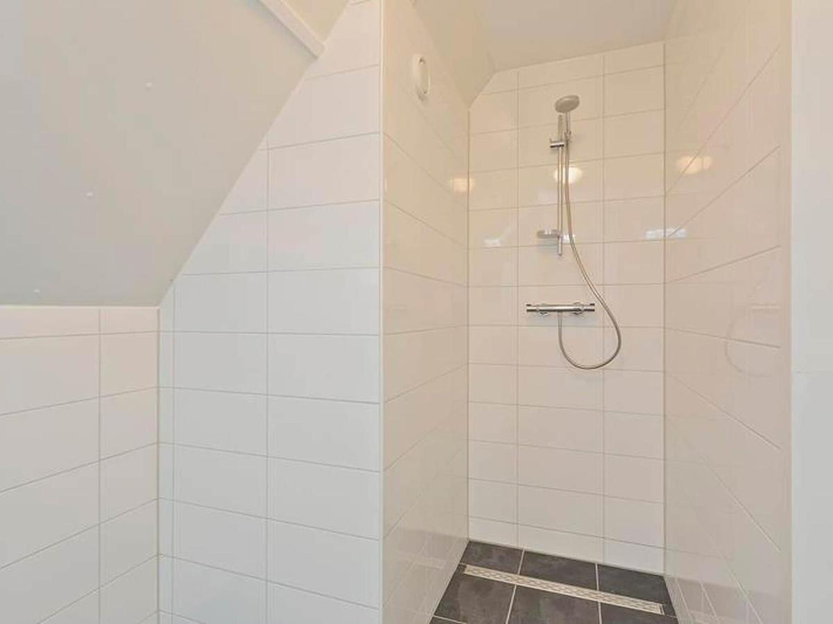 Holiday Home In Scherpenisse With Bubble Bath מראה חיצוני תמונה